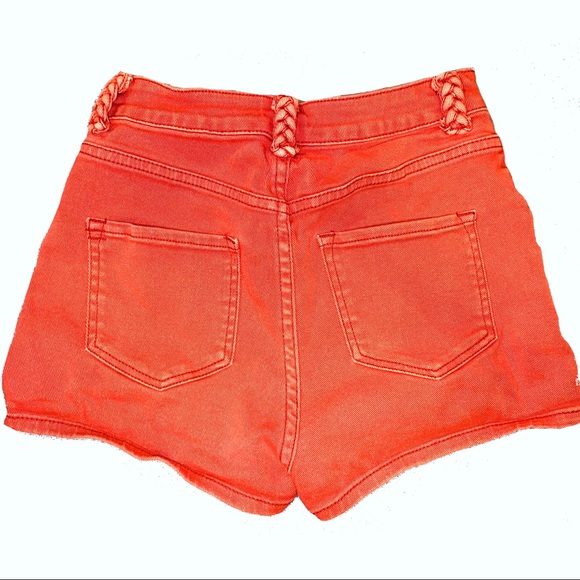BDG Red High-waisted mom jean shorts sunray - Picture 5 of 8